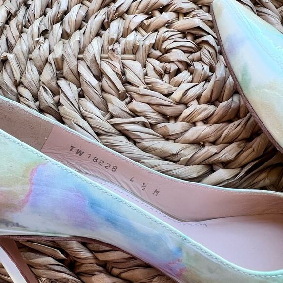 Stuart Weitzman Pastel Watercolor Floral Heel Pumps 4.5 - Picture 7 of 7